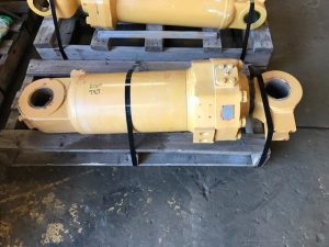 CAT R1300 Tilt Cylinder 154-6904