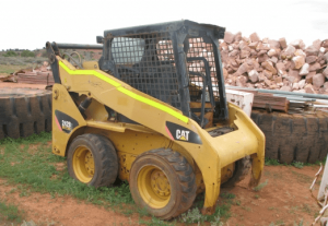 Caterpillar Bobcat 242B Series 2