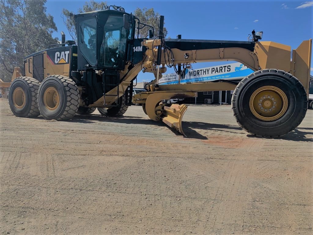 low-hour-cat-14m-grader-sourced-and-delivered