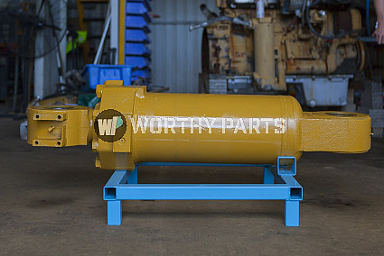 Used R1700g Tilt Cylinder