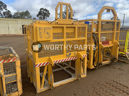 L50e Platform Attachment With Euro Hitch