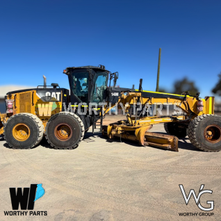 2014-caterpillar-14m-grader
