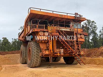 komatsu-730e-dump-trucks